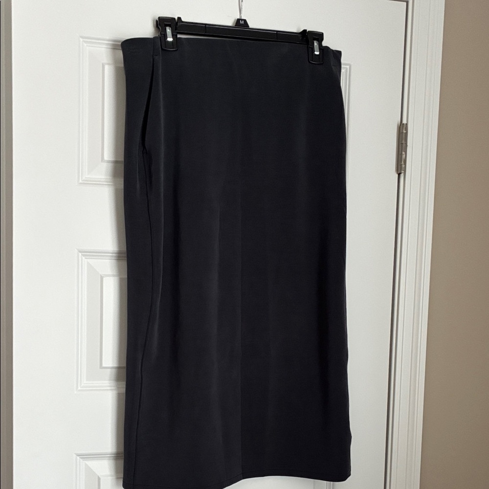 Lululemon Athletica Classic Black Pencil Skirt